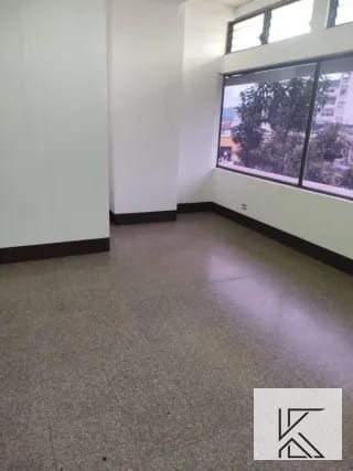Locales Comerciales en  prestigioso CC en zona 1 — Local en Alquiler en El Centro, Zona 1, Guatemala, Ciudad — miniatura 2 de 5