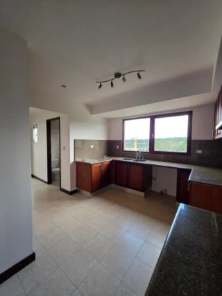 Apartamento en renta, zona 15 VH3 — Apartamento en Alquiler en Vista Hermosa III, Zona 15, Guatemala, Ciudad — miniatura 3 de 11