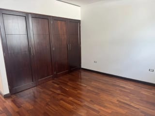 Exclusiva CASA  en ALQUILER en El Socorro CAES, Km 12.7! — Casa en Alquiler en El Socorro, Carretera a El Salvador, Guatemala, Ciudad — miniatura 4 de 13
