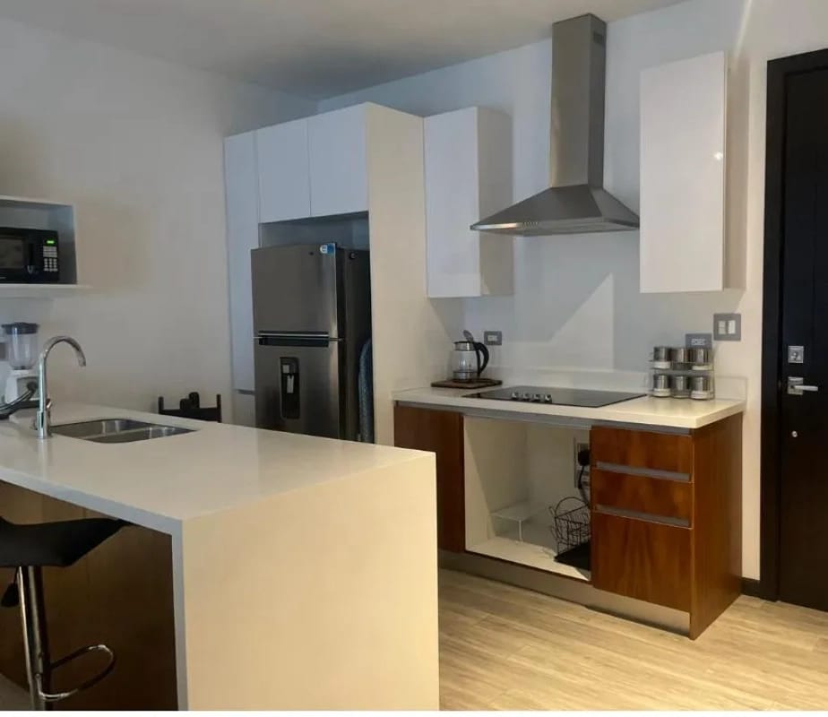 Amueblado y Equipado Lirios de Cayala Z16 Rento Apartamento — Apartamento en Alquiler en Lirios de Cayalá II, Zona 16, Guatemala, Ciudad — foto 15 de 17