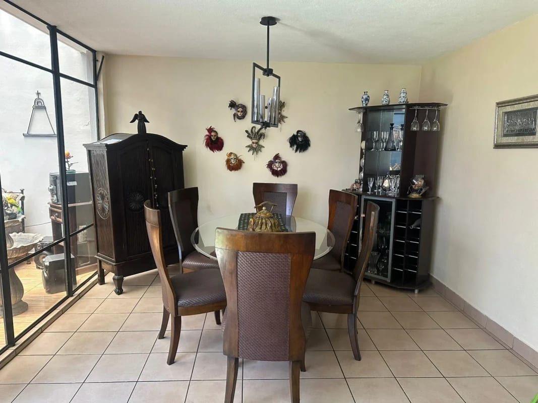 VENDO CASA EN UTATLAN ZONA 11, JARDIN Y PERGOLA — Casa en Venta en Zona 11, Guatemala, Ciudad — foto 14 de 14