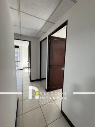 RENTO OFICINA EN PALADIUM ZONA 10 74 MTS2 — Oficina en Alquiler en Paladium, Zona 10, Guatemala, Ciudad — miniatura 6 de 13