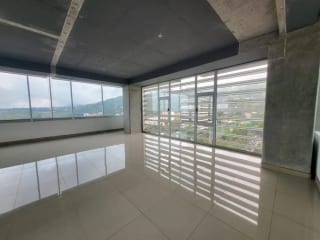 RENTO OFICINA 135MTS2 EN ZONA 15 VH2 — Oficina en Alquiler en Zona 15, Guatemala, Ciudad — miniatura 3 de 6