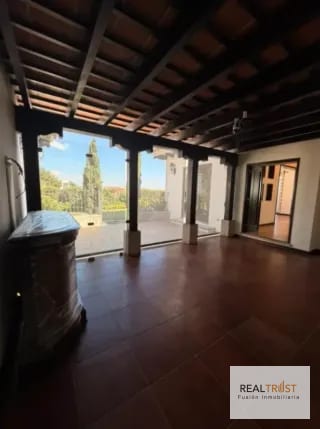 Preciosa residencia de un nivel en Lazos de Fraijanes — Casa en Venta en Lazos de Fraijanes, Carretera a El Salvador, Guatemala, Ciudad — miniatura 11 de 16