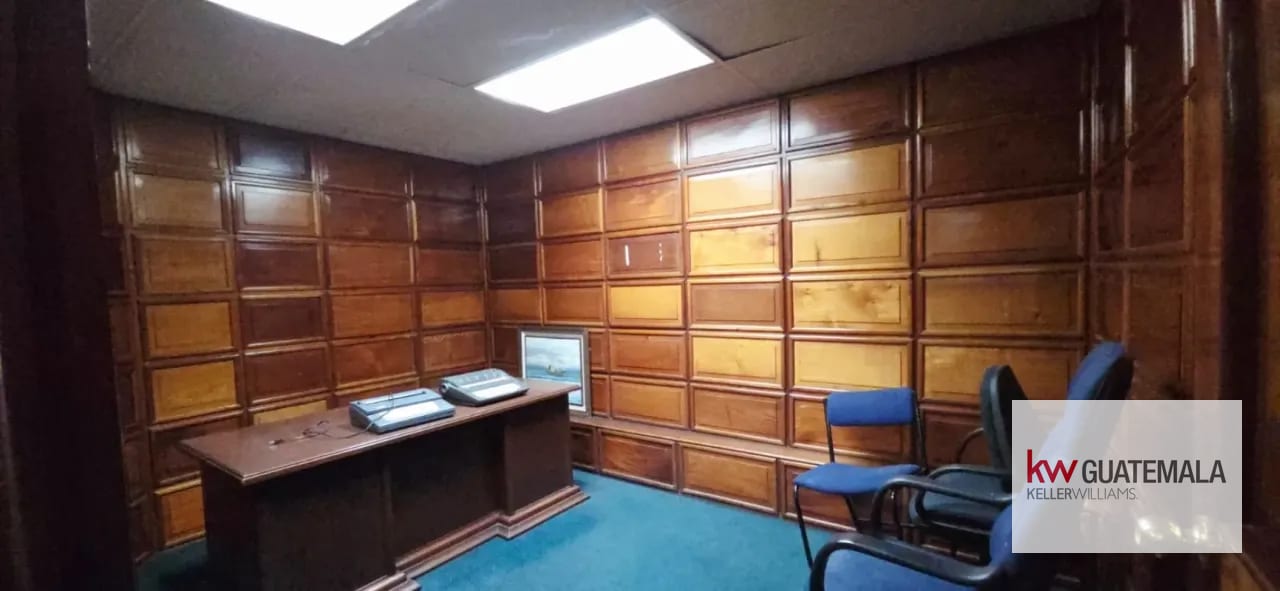VENTA DE OFICINA EN EDIFICIO EN ZONA 4 — Oficina en Venta en Zona 4, Guatemala, Ciudad — foto 2 de 9