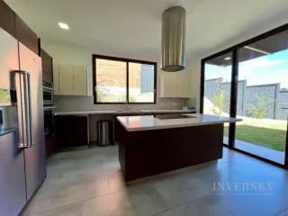 Casa en renta o venta en Residencias Concepción — Casa en Alquiler en Carretera a El Salvador, Guatemala, Ciudad — miniatura 8 de 11