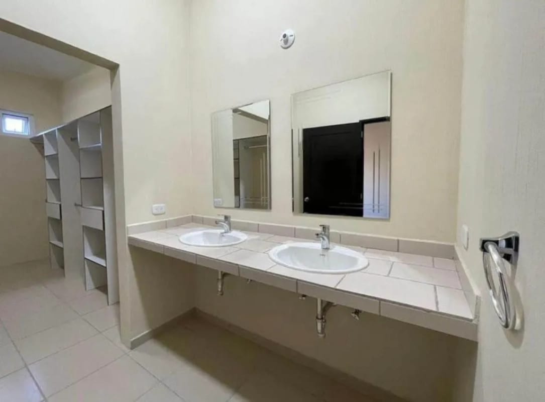 Casa en venta en Carretera a el salvador — Casa en Venta en Carretera a El Salvador, Guatemala, Ciudad — foto 8 de 17
