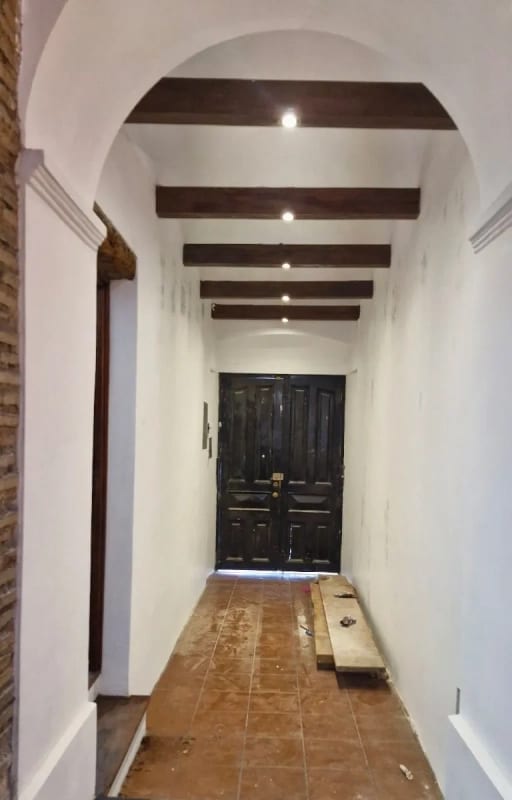 Hermosa Casa Colonial en Renta en Zona 1, Excelente Ubicación — Casa en Alquiler en Zona 1, Guatemala, Ciudad — foto 2 de 13