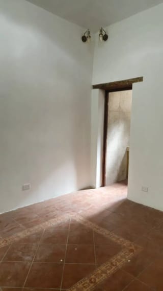 Hermosa Casa Colonial en Renta en Zona 1, Excelente Ubicación — Casa en Alquiler en Zona 1, Guatemala, Ciudad — miniatura 7 de 13