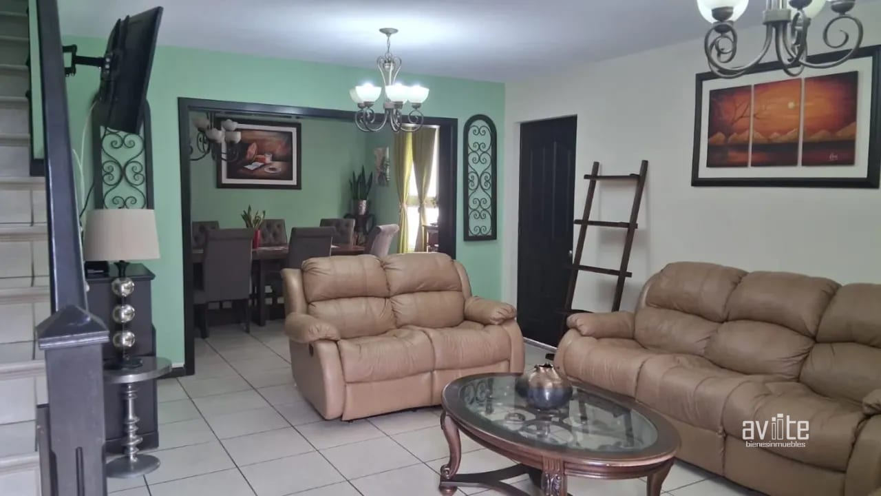 Condado Naranjo, casa totalmente equipada, dentro de Alameda Norte  Q13,500 — Casa en Alquiler en Condado Naranjo, Zona 4 Mixco, Guatemala, Ciudad — foto 2 de 11
