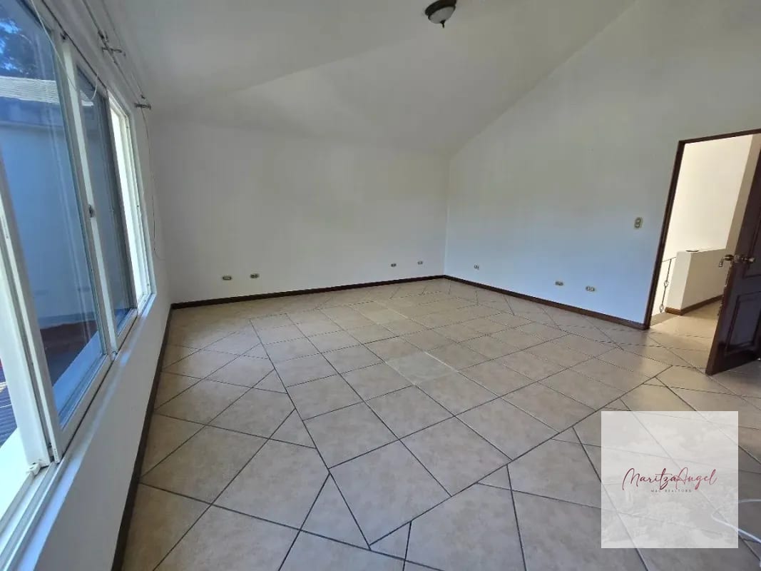 CASA EN VENTA RESIDENCIAL SAN ANTONIO.  CARRETERA A EL SALVADOR — Casa en Alquiler en San Antonio, Carretera a El Salvador, Guatemala, Ciudad — foto 11 de 13