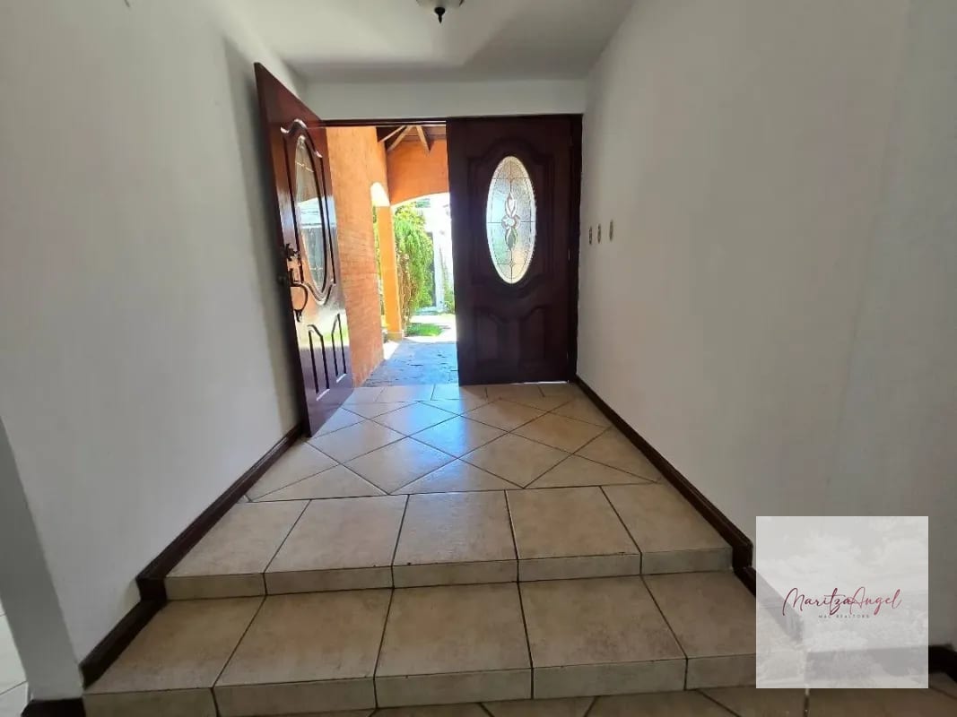 CASA EN VENTA RESIDENCIAL SAN ANTONIO.  CARRETERA A EL SALVADOR — Casa en Alquiler en San Antonio, Carretera a El Salvador, Guatemala, Ciudad — foto 8 de 13