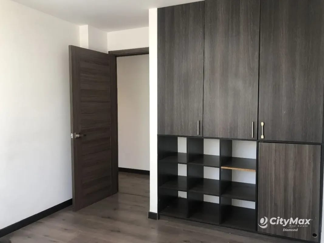 Vendo Apartamento Con Patio en Di Fiori Zona 7 — Apartamento en Venta en Zona 7, Guatemala, Ciudad — foto 3 de 7