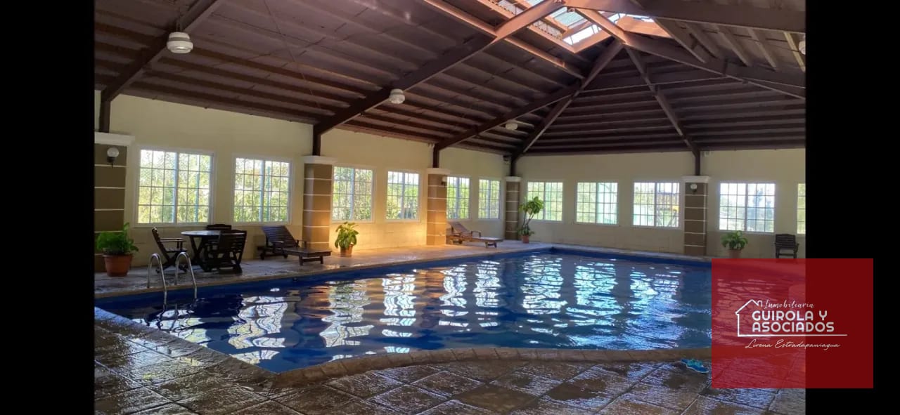 CASA EN VENTA EN EL KM 17 ENTREVERDES 137CVCD — Casa en Venta en Entreverdes, Carretera a El Salvador, Guatemala, Ciudad — foto 2 de 11