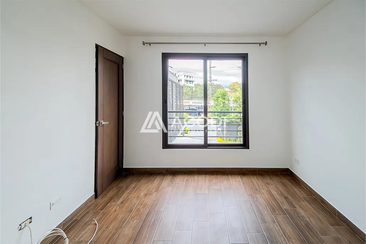 Apartamento en Zona 11 — Apartamento en Venta en Zona 11, Guatemala, Ciudad — foto 3 de 4