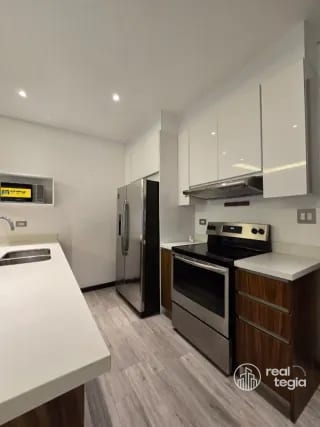 APARTAMENTO EN LIRIOS DE CAYALÁ ZONA 16 — Apartamento en Alquiler en Zona 16, Guatemala, Ciudad — miniatura 16 de 16