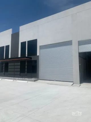 Bodega en alquiler, Empresarial Villa Canales $2,675.00 IVA y manto incluido — Bodega / Ofibodega en Alquiler en Villa Canales, Guatemala, Ciudad — miniatura 1 de 7