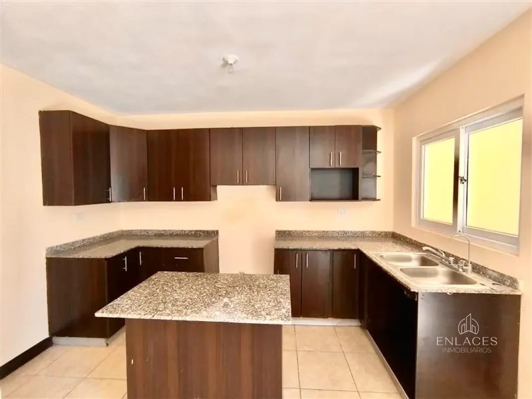 Km 26.6 CAES • Casa en Venta • Condominio La Reserva — Casa en Venta en km 26-30, Carretera a El Salvador, Guatemala, Ciudad — foto 9 de 9