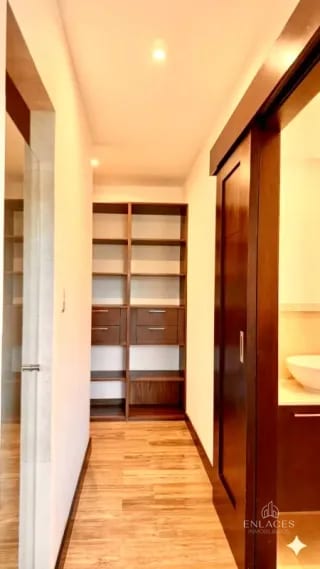 Zona 16 • Apartamento en Venta • Edificio Enalto — Apartamento en Venta en Zona 16, Guatemala, Ciudad — miniatura 7 de 12