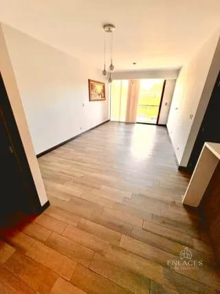 Zona 16 • Apartamento en Renta • Edificio San Isidro 20/21 — Apartamento en Alquiler en San Isidro 20/21, Zona 16, Guatemala, Ciudad — miniatura 10 de 11