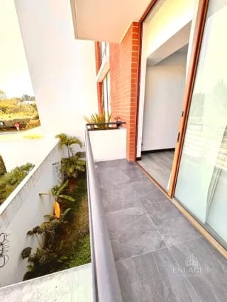Zona 16 • Apartamento en Renta • Edificio San Isidro 20/21 — Apartamento en Alquiler en San Isidro 20/21, Zona 16, Guatemala, Ciudad — miniatura 4 de 11