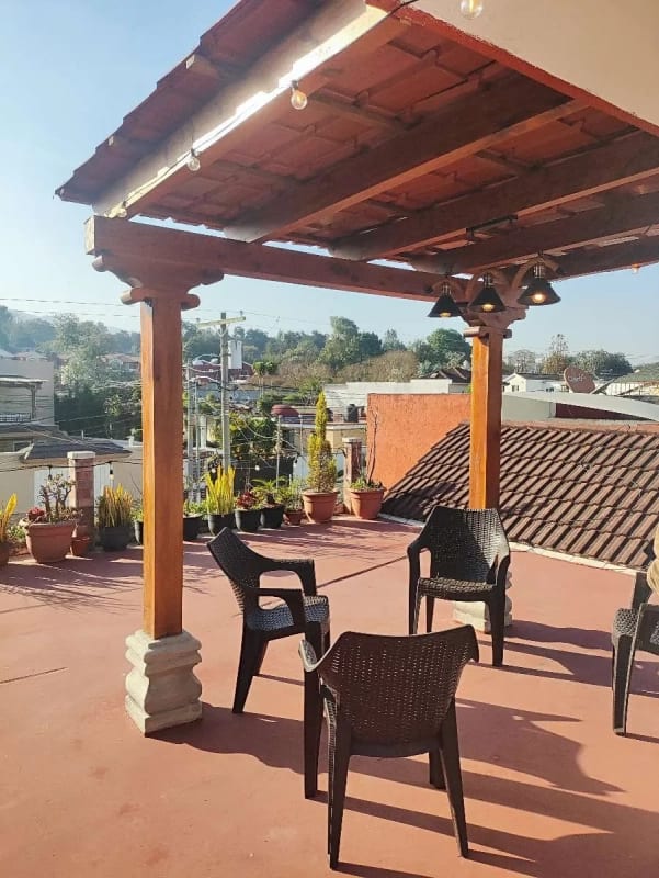 Se vende casa en Las Orquídeas Sector A-1, Ciudad San Cristóbal — Casa en Venta en Zona 8 Mixco, Guatemala, Ciudad — foto 3 de 16