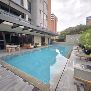 Apartamento en renta zona 14 edificio Santa Inés del Parque 2 habitaciones + 2 parqueos — Apartamento en Alquiler en Santa Inés del Parque, Zona 14, Guatemala, Ciudad — miniatura 2 de 11