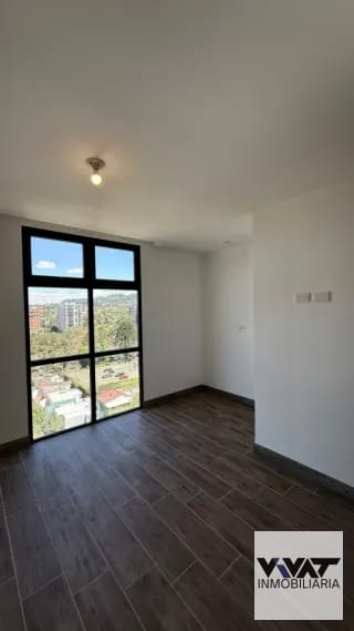 Alquiler de Apartamento NUEVO
🔺Edificio KINTEA
📍ZONA 15 VISTA HERMOSA II — Apartamento en Alquiler en Kiintea, Zona 15, Guatemala, Ciudad — miniatura 3 de 9