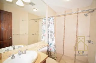 Apartamento en renta, zona 10 Torre del Valle — Apartamento en Alquiler en Torre Del Valle, Zona 10, Guatemala, Ciudad — miniatura 3 de 10