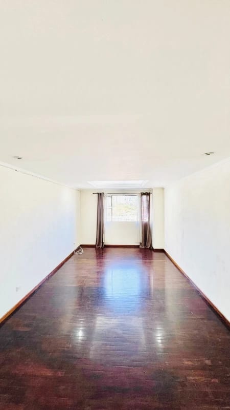 Alquilo Apartamento Zona 10 — Apartamento en Alquiler en Real de la Villa, Zona 10, Guatemala, Ciudad — foto 13 de 13