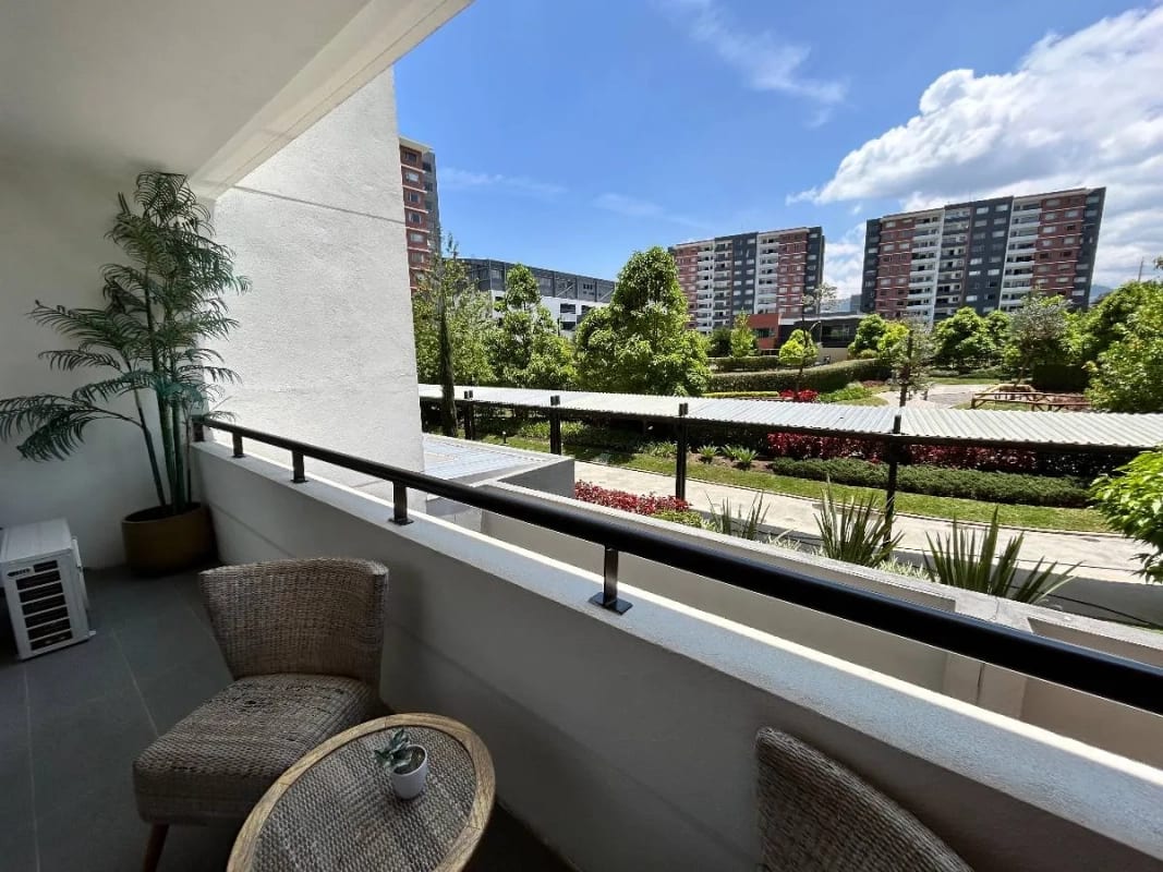 Apartamento de 3 Habitaciones en Venta, Edificio Segheria, Zona 14-La Villa — Apartamento en Venta en Segheria, Zona 14, Guatemala, Ciudad — foto 1 de 17