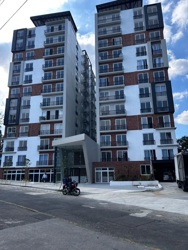 ✨ Apartamento Nuevo en Zona 2 📍 Vertical El Zapote — Apartamento en Alquiler en El Zapote, Zona 2, Guatemala, Ciudad — foto 1 de 16