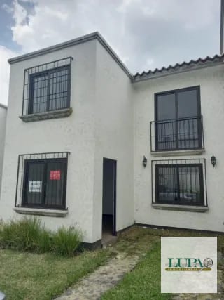 SE RENTA TOWN HOUSE DE 2 NIVELES  CONDADO ANTIGUA — Apartamento en Alquiler en Antigua, Sacatepéquez — miniatura 3 de 5