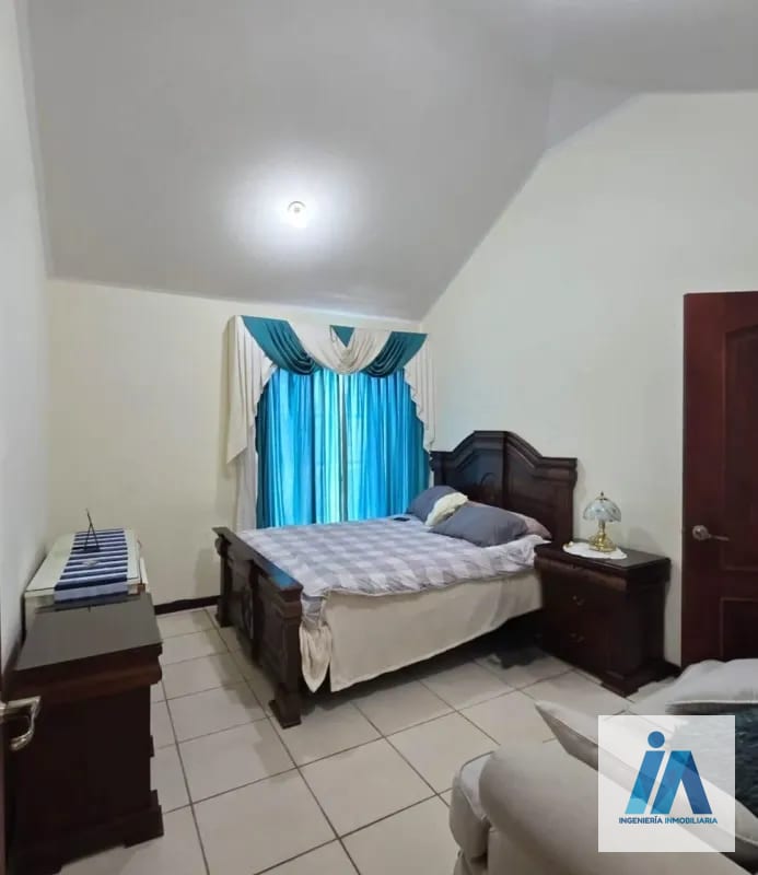 CASA EN ALQUILER📍 Condominio Villas de Entreverdes, Km. 19 Fraijanes — Casa en Alquiler en Fraijanes, Carretera a El Salvador, Guatemala, Ciudad — foto 5 de 17
