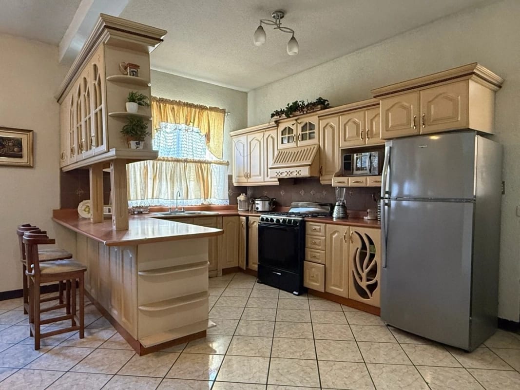 Valle del Sol /Casa en venta dentro de colonia con seguridad — Casa en Venta en Zona 4 Mixco, Guatemala, Ciudad — foto 16 de 17