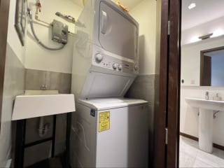 Alquiler apartamento amueblado 1 Dormitorio | Casa Clara Zona 10 — Apartamento en Alquiler en Casa Clara, Zona 10, Guatemala, Ciudad — miniatura 6 de 10