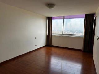 Apartamento amueblado tipo estudio en Zona 10 — Apartamento en Alquiler en Zona 10, Guatemala, Ciudad — miniatura 3 de 5