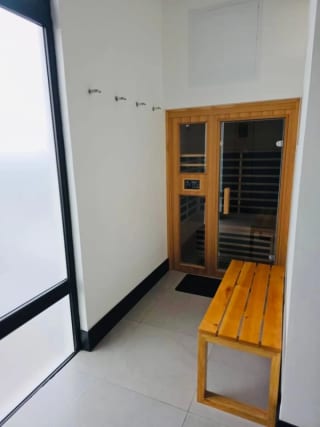 Alquilo Apartamento Zona 10 — Apartamento en Alquiler en Bonadiez, Zona 10, Guatemala, Ciudad — miniatura 2 de 11