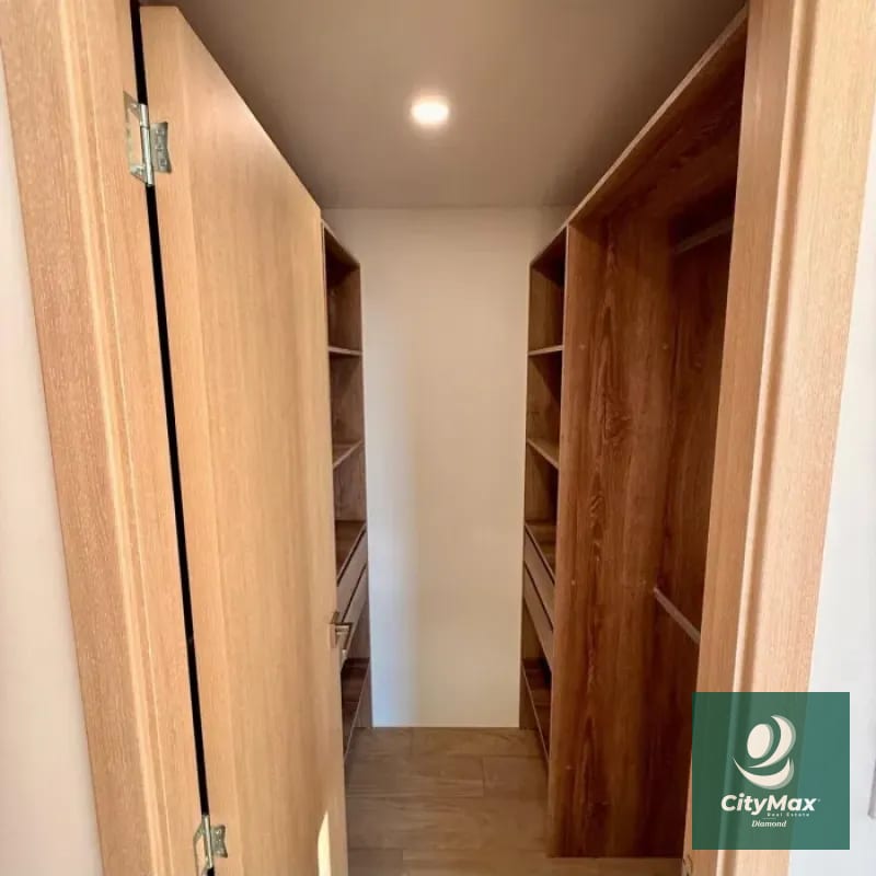 Apartamento en Renta en Zona 10 Ciudad de Guatemala — Apartamento en Alquiler en Zona 10, Guatemala, Ciudad — foto 9 de 13