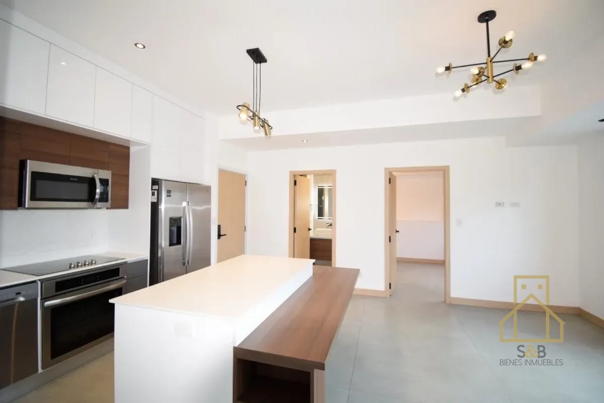 Apartamento en zona 10, Edificio Bonadiez — Apartamento en Alquiler en Bonadiez, Zona 10, Guatemala, Ciudad — foto 9 de 10