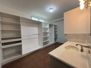 Alquiler amplia casa Km 13.5 Carr. El Salvador | Villas del Campo — Casa en Alquiler en Villas del Campo, Carretera a El Salvador, Guatemala, Ciudad — miniatura 2 de 17