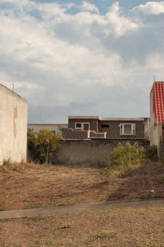 Terreno plano en venta, Hacienda Real, zona 16 — Terreno en Venta en Hacienda Real, Zona 16, Guatemala, Ciudad — foto 1 de 2
