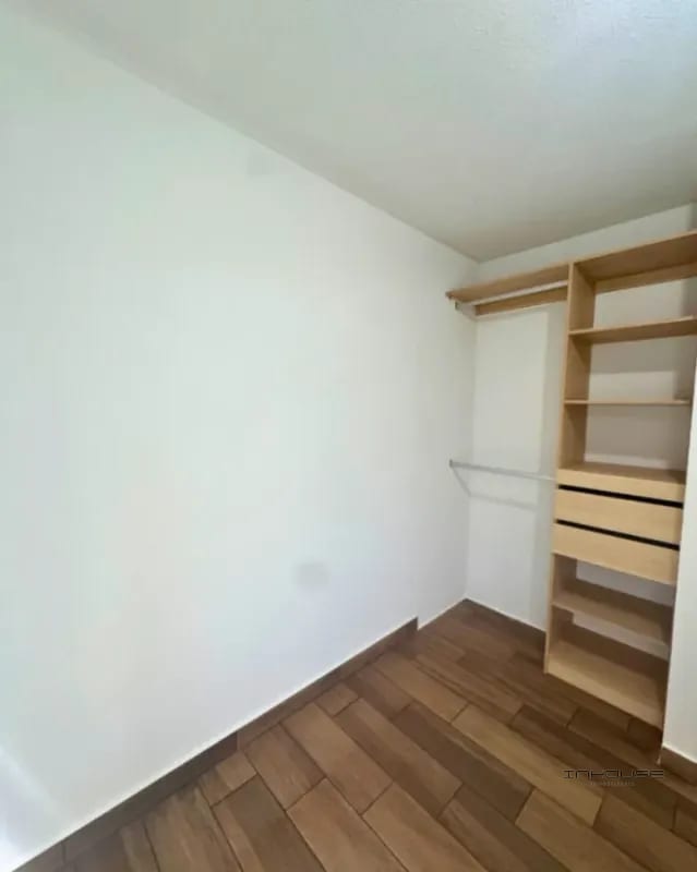 APARTAMENTO EN VENTA ZONA 16 -LARES- EN PRIMER NIVEL CON JARDIN — Apartamento en Venta en Zona 16, Guatemala, Ciudad — foto 7 de 11