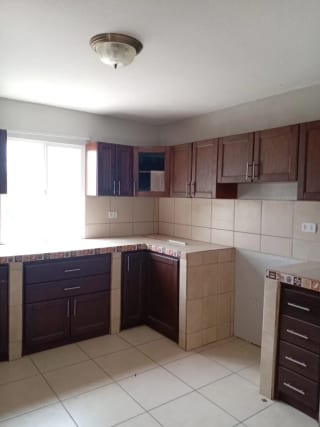 Casa en Venta - Los Olivos zona 18 — Casa en Venta en los olivos, Zona 18, Guatemala, Ciudad — miniatura 4 de 14