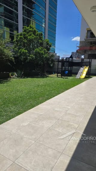 Alquiler de apartamento en zona 10, Edificio 19diez — Apartamento en Alquiler en 19-10, Zona 10, Guatemala, Ciudad — miniatura 3 de 7