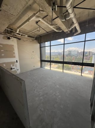 Nivel Completo Tabicado en Renta para Hospital u Oficinas Zona 10 — Clínica en Alquiler en Zona 10, Guatemala, Ciudad — miniatura 15 de 15