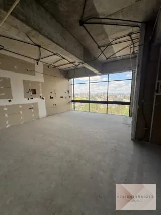 NIVEL COMPLETO TABICADO EN RENTA PARA HOSPITAL U OFICINAS ZONA 10 — Clínica en Alquiler en Zona 10, Guatemala, Ciudad — miniatura 7 de 15