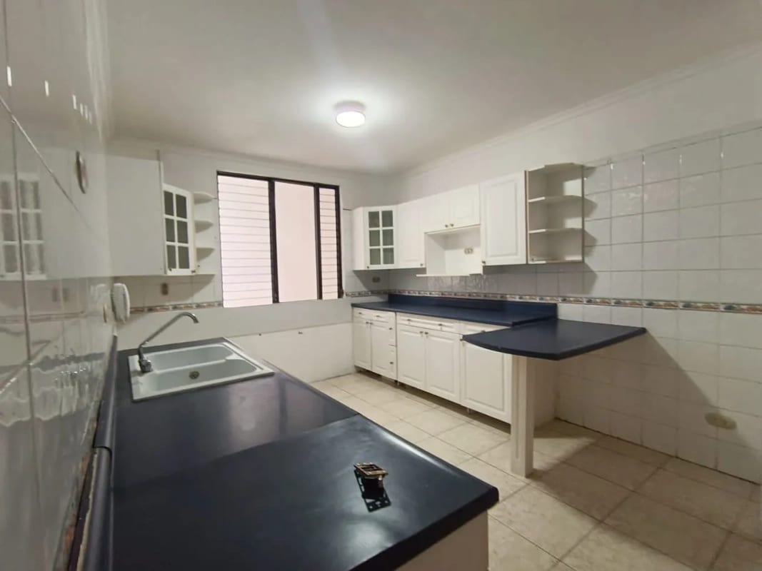 CASA EN RENTA, CONDOMINIO SOL DE BARI, CARRETERA A SAN JOSÉ PINULA — Casa en Alquiler en San José Pinula, Guatemala, Ciudad — foto 13 de 17