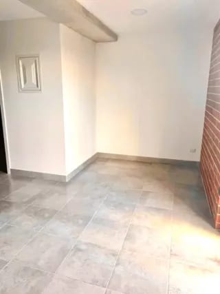 Zona 10 • Apartamento en Venta • Edificio Fiamene — Apartamento en Venta en Fiamene, Zona 10, Guatemala, Ciudad — miniatura 7 de 8