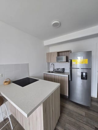 apto amoblado en renta NARAMA z13 — Apartamento en Alquiler en Narama, Zona 13, Guatemala, Ciudad — miniatura 5 de 9